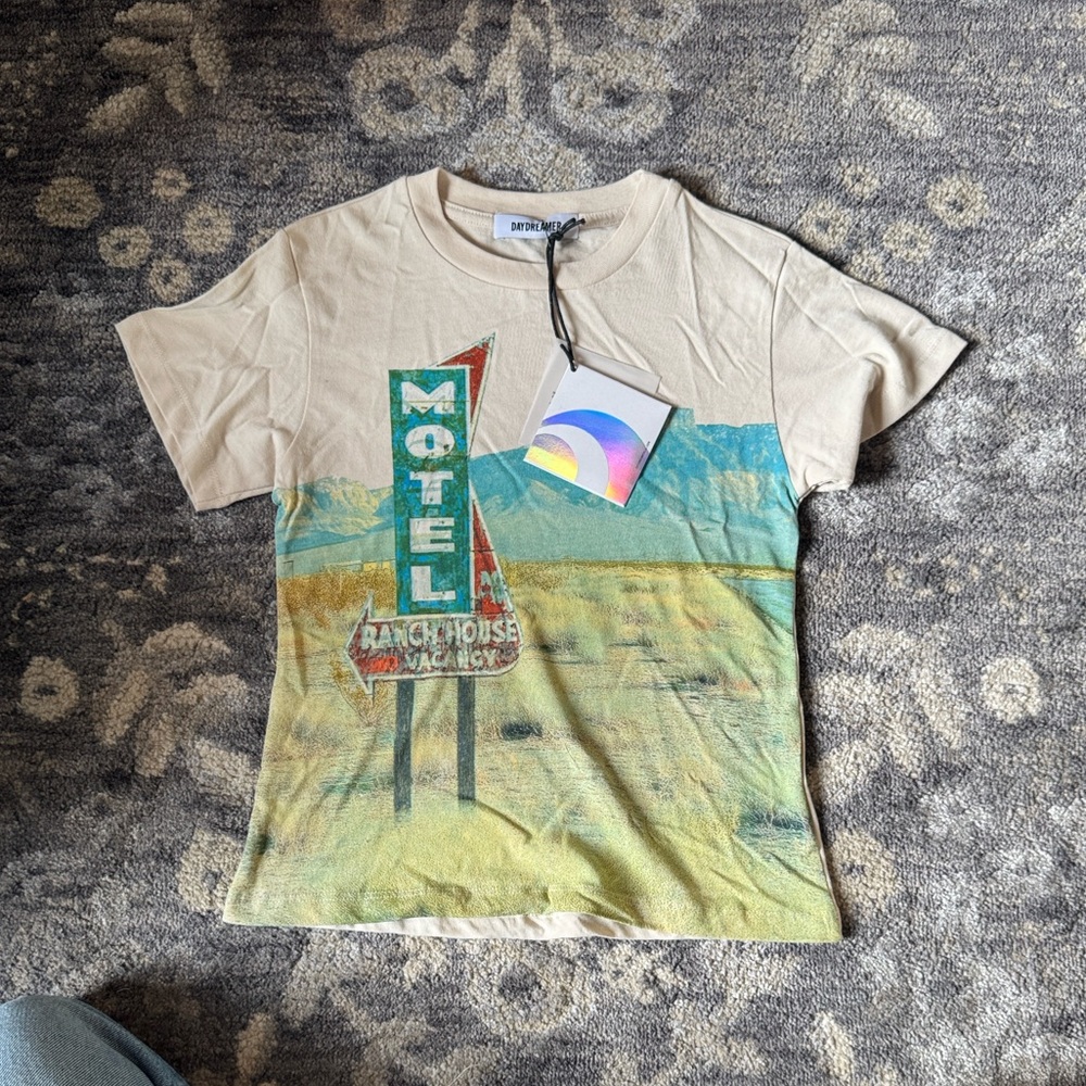 Daydreamer Beige Graphic Tee with Motel Ranch Design - NWOT - Picture 2 of 9